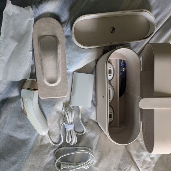 Braun Silk·expert Pro 5 IPL: 4 Caps and Vanity Case, PL5347 - Picture 2 of 7